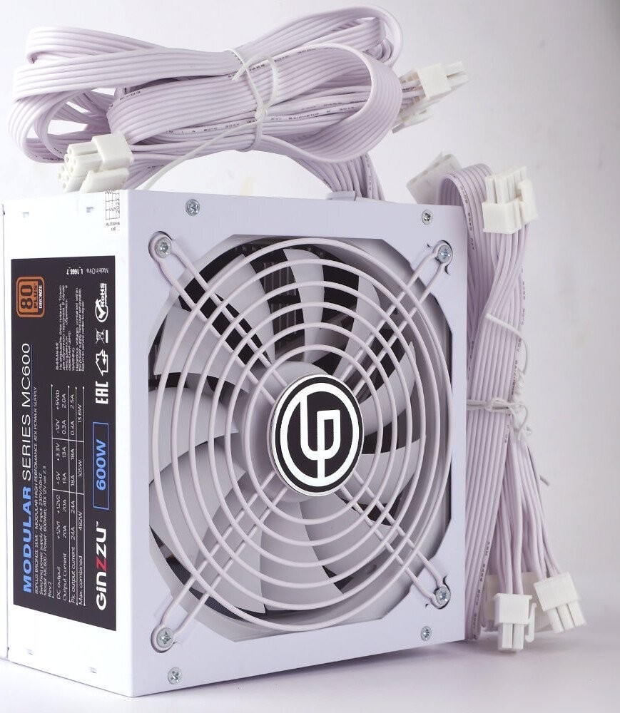 Блок питания Ginzzu MC600 (белый)