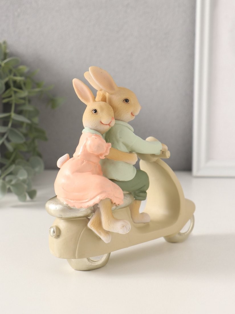 Статуэтка Sima-Land Кролики: катание на мопеде 10583209