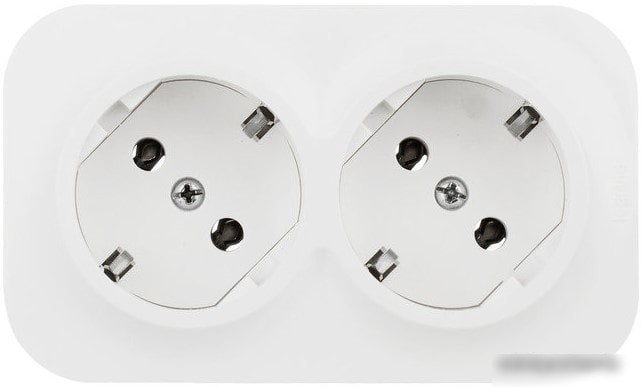 Розетка Legrand Quteo 782237
