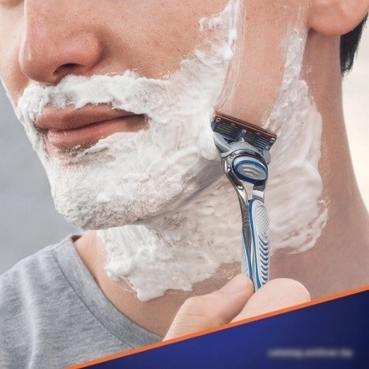 Сменные кассеты для бритья Gillette Fusion5 (12 шт) 7702018542048