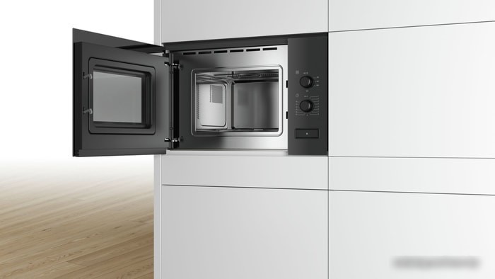 Микроволновая печь Bosch BFL520MB0