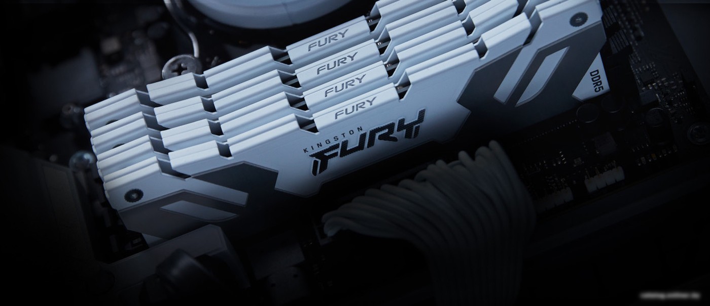 Оперативная память Kingston FURY Renegade 16ГБ DDR5 6400 МГц KF564C32RW-16