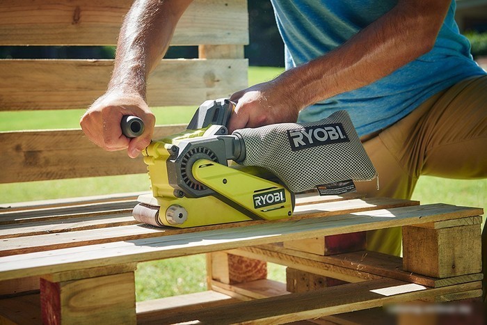 Ленточная шлифмашина Ryobi R18BS-0 [5133002916]