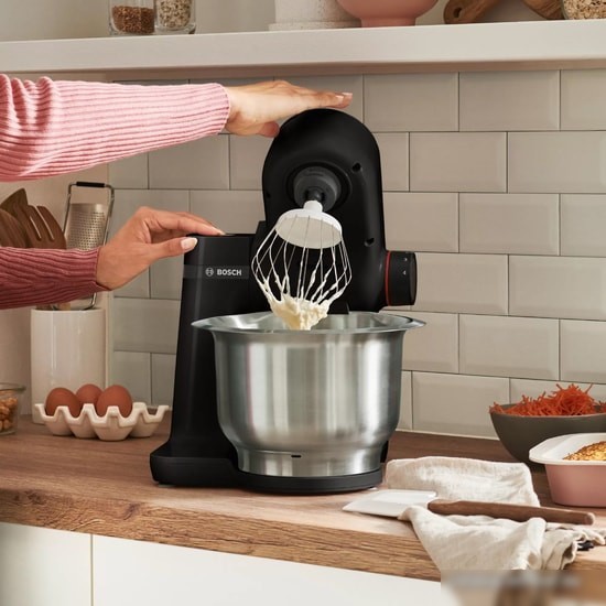 Кухонная машина Bosch MUMS2EB01