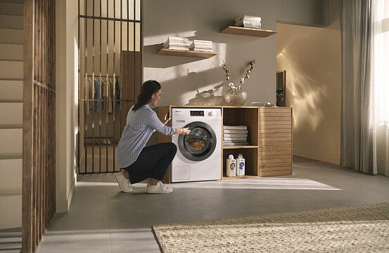 Стиральная машина Miele WEA135 WCS