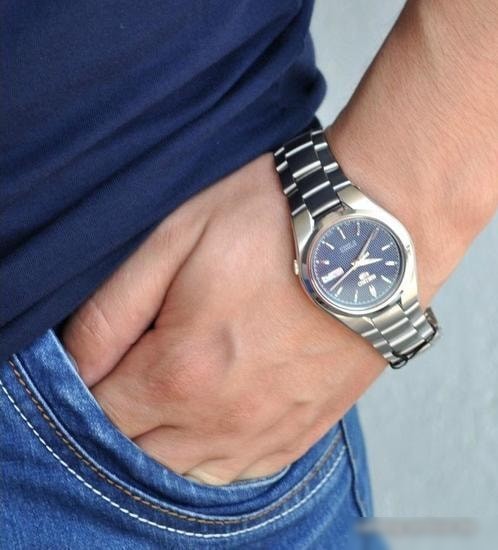 Наручные часы Seiko SNK603K1