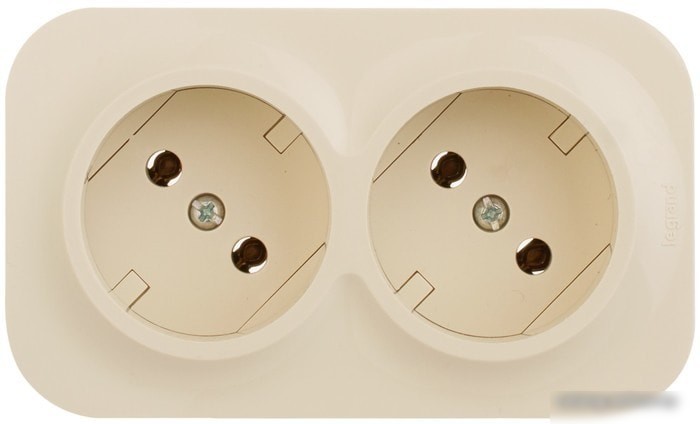 Розетка Legrand Quteo 782261