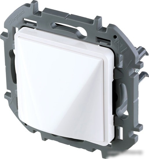 Вывод кабеля Legrand Inspiria 673890