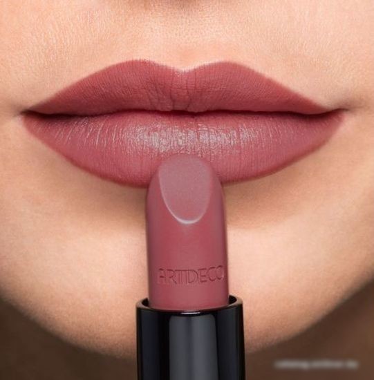 Губная помада Artdeco Lipstick Perfect Color 13.834