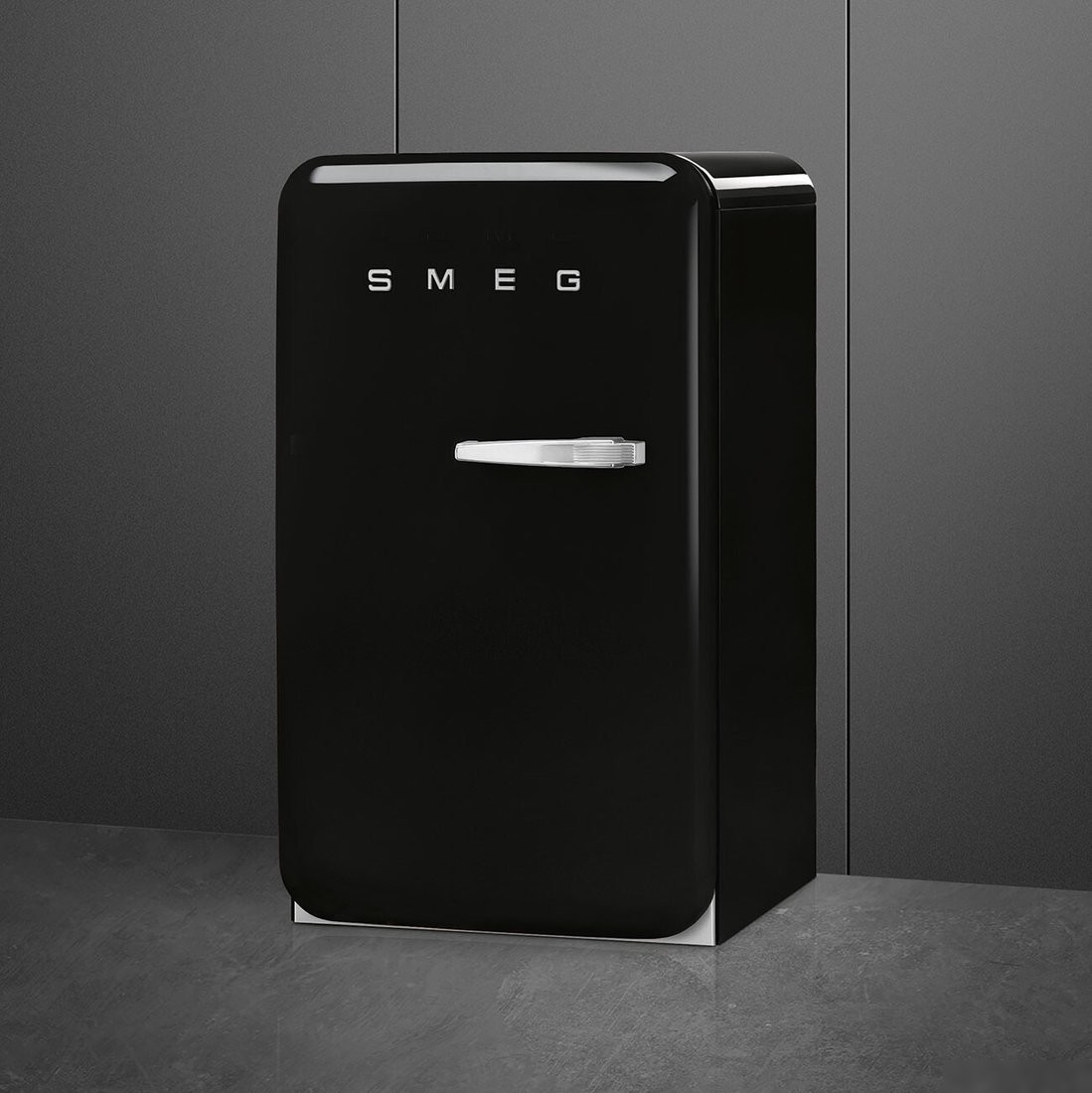Однокамерный холодильник Smeg FAB10LBL6