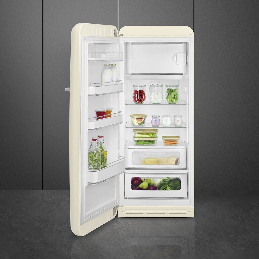 Однокамерный холодильник Smeg FAB28LCR6