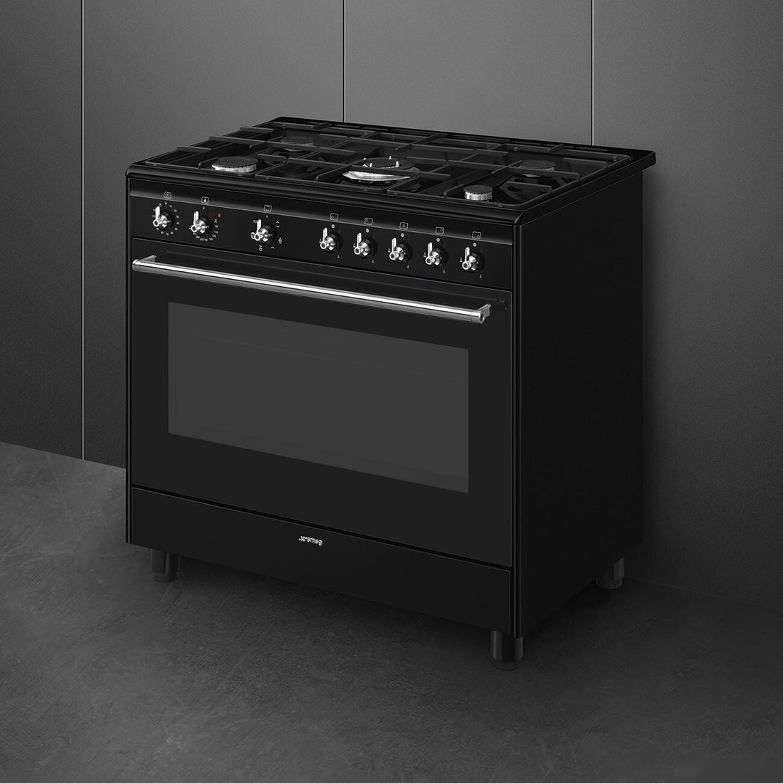 Кухонная плита Smeg CX91GMBL