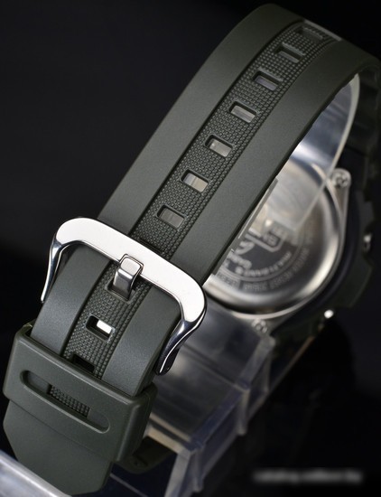 Наручные часы Casio AWG-M100A-1A