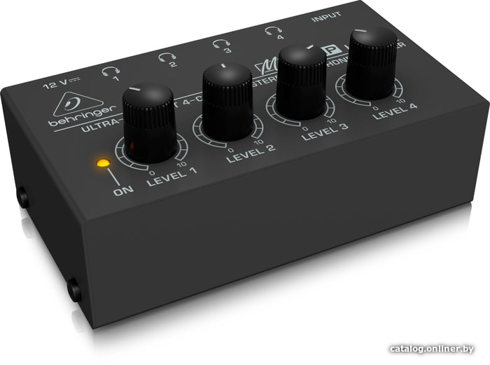 Настольный усилитель BEHRINGER HA400