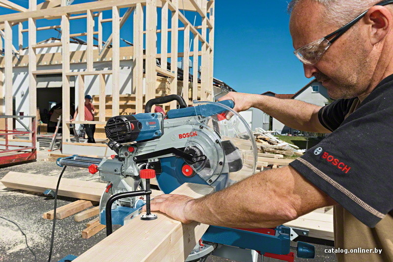 Дисковая пила Bosch GCM 12 SDE Professional [0601B23100]