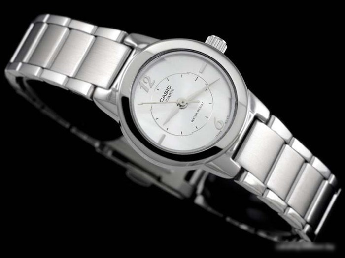 Наручные часы Casio LTP-1230D-7C