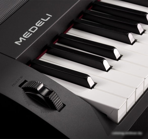 Синтезатор Medeli SP4200 (со стойкой)