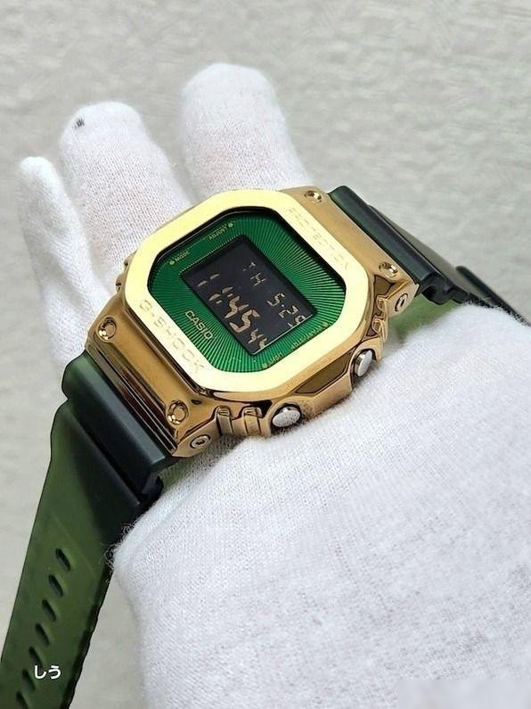 Наручные часы Casio G-Shock GM-5600CL-3E
