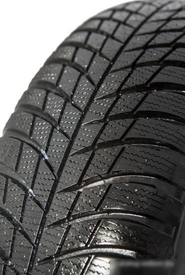 Автомобильные шины Bridgestone Blizzak LM001 235/45R20 96H