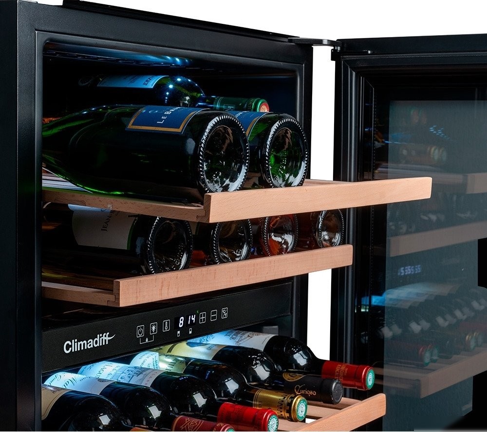 Винный шкаф Climadiff CBI40DB1