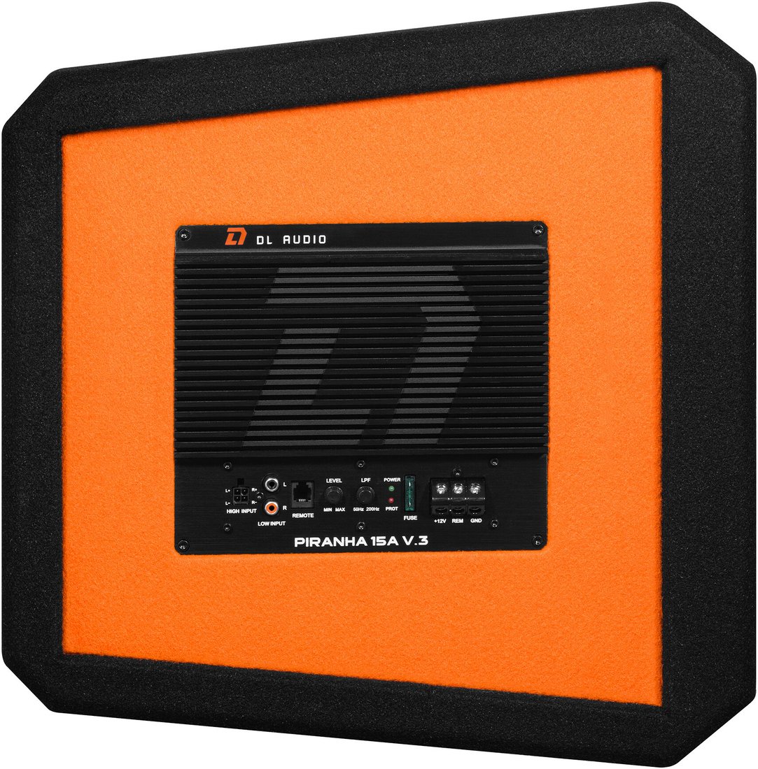 Корпусной активный сабвуфер DL Audio Piranha 15A Black V.3