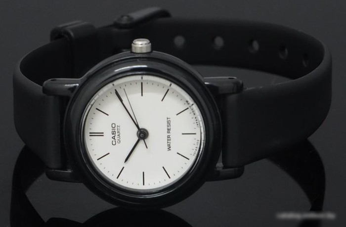 Наручные часы Casio LQ-139BMV-7E