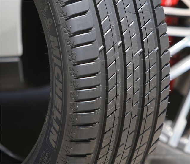 Автомобильные шины Michelin Latitude Sport 3 315/35R20 110W