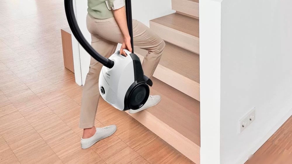 Пылесос Bosch Serie 2 BGLS2WH1H
