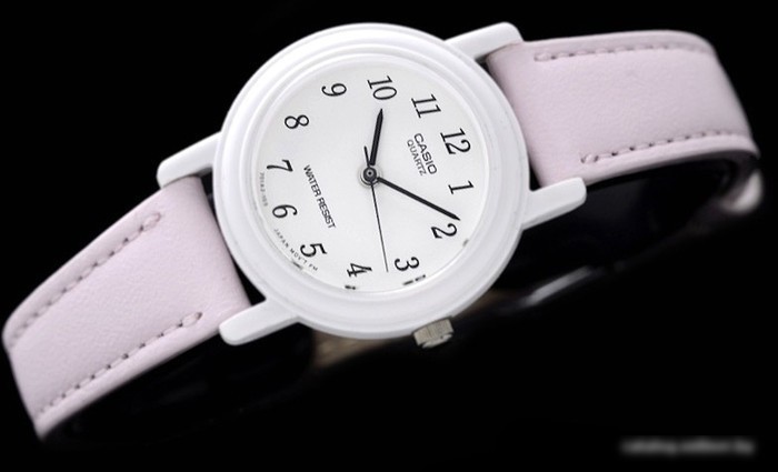 Наручные часы Casio LQ-139L-6B