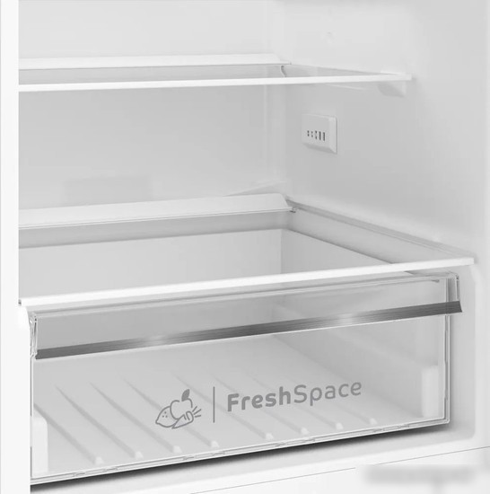 Холодильник Indesit IBH 20