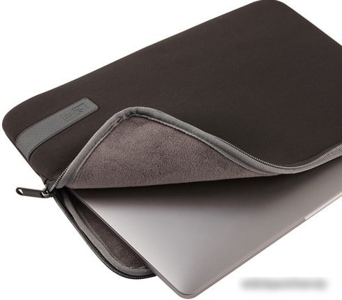 Чехол для ноутбука Case Logic REFMB-113-BLACK