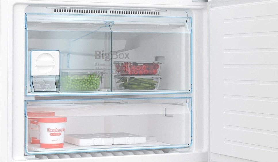 Холодильник Bosch Serie 6 KGD86AW31U
