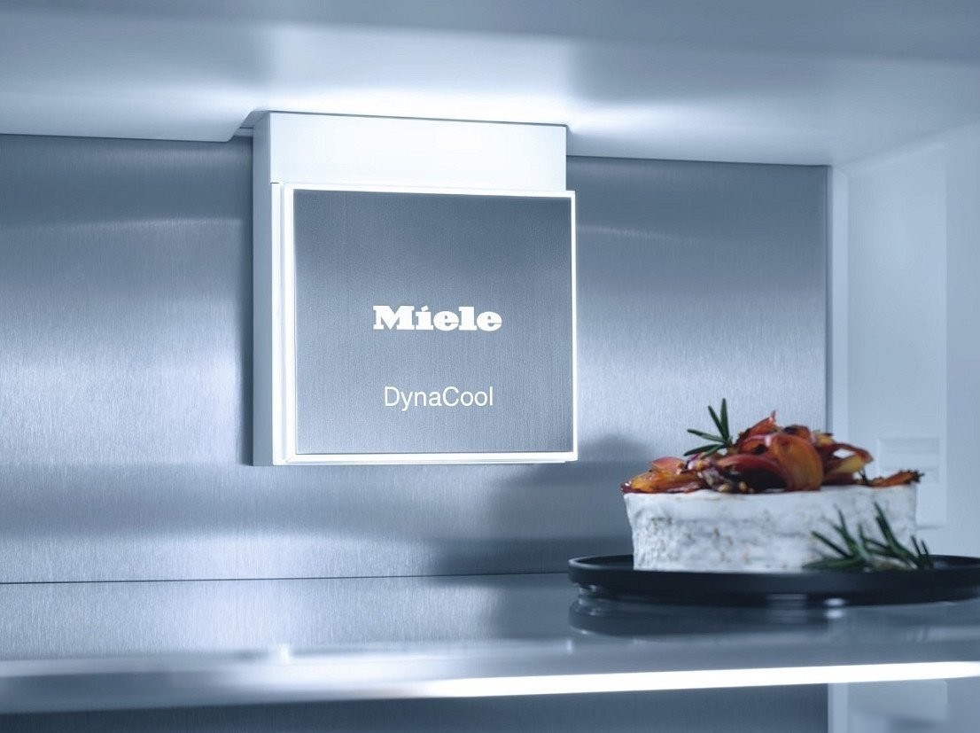 Холодильник Miele KFN 7795 C