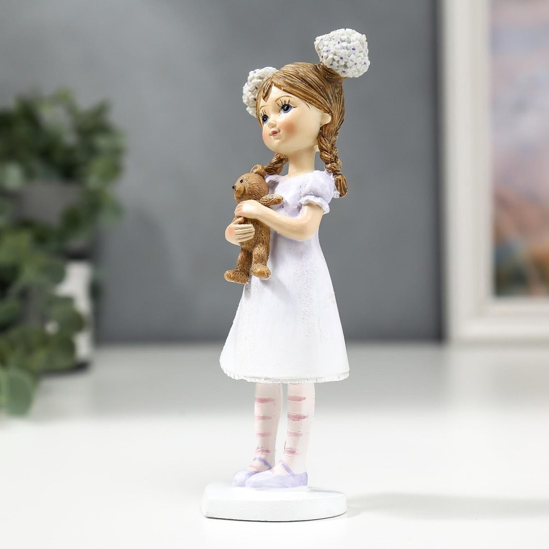 Статуэтка Sima-Land Малышка с цветами в волосах, с мишкой 5185229