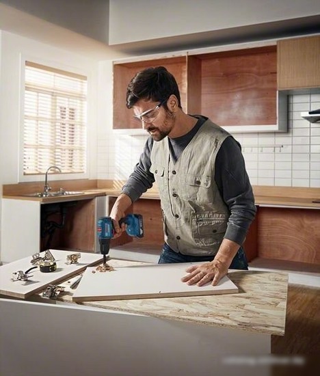 Ударная дрель-шуруповерт Bosch GSB 185-LI Professional 06019K3003 (без АКБ, кейс)