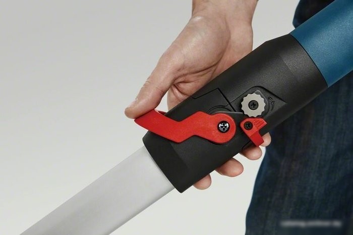 Шлифмашина для стен и потолков Bosch GTR 550 Professional 06017D4020 (без АКБ, кейс)