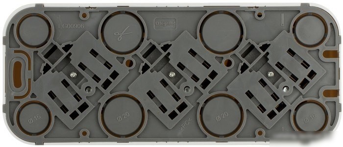 Розетка Legrand Quteo 782238