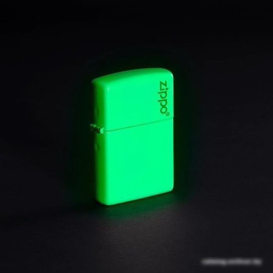 Зажигалка Zippo Classic Glow In The Dark Zippo Logo 49193ZL