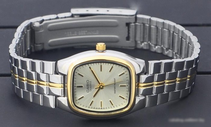 Наручные часы Casio LTP-1169G-9A
