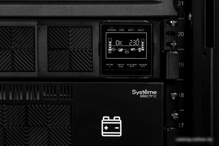 Источник бесперебойного питания Systeme Electric SRVSE6KRTXLI5U