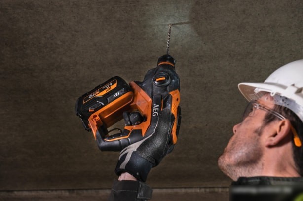 Перфоратор AEG Powertools BBH 18C-0 4935464984 (без АКБ)