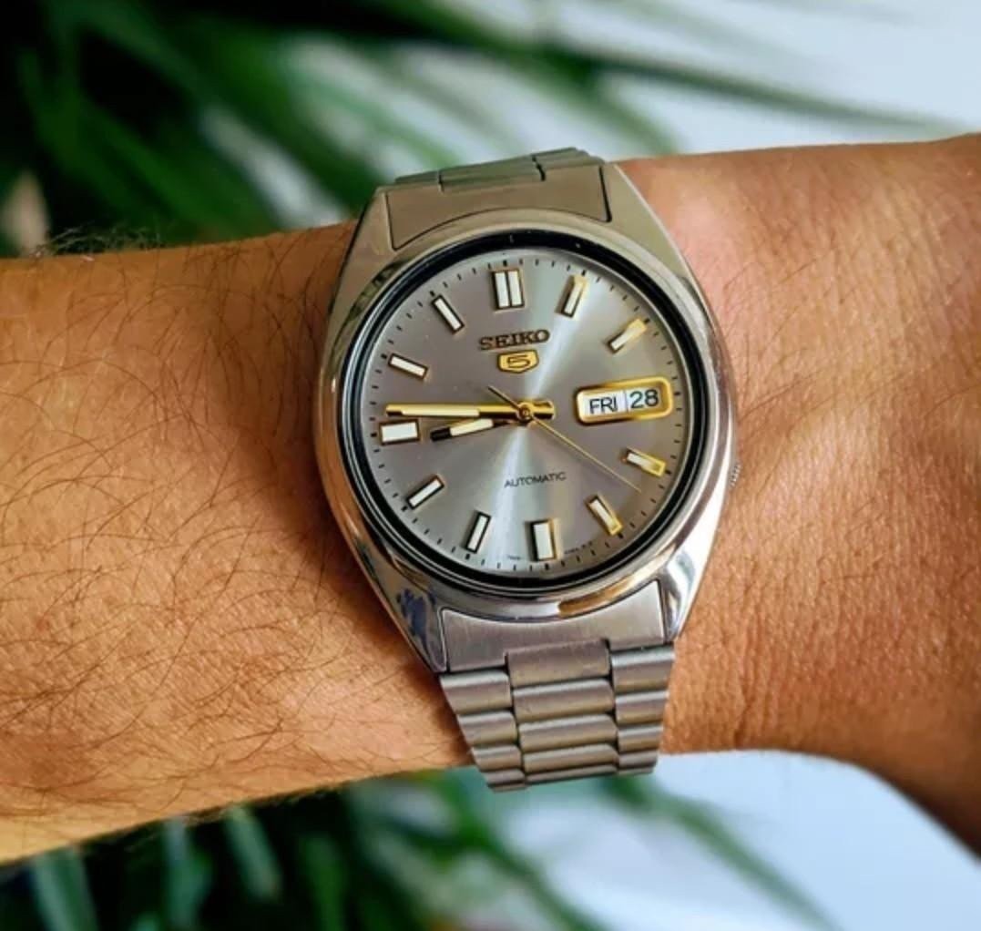 Наручные часы Seiko 5 SNXS75K1