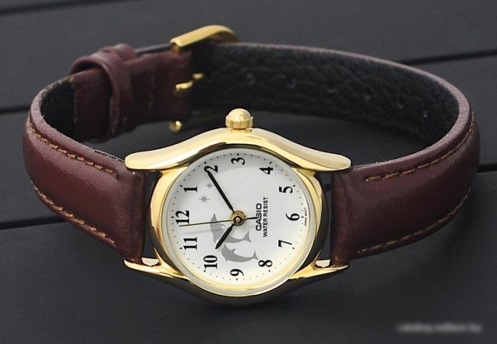 Наручные часы Casio LTP-1094Q-7B9