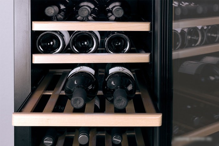 Винный шкаф CASO WineComfort 38