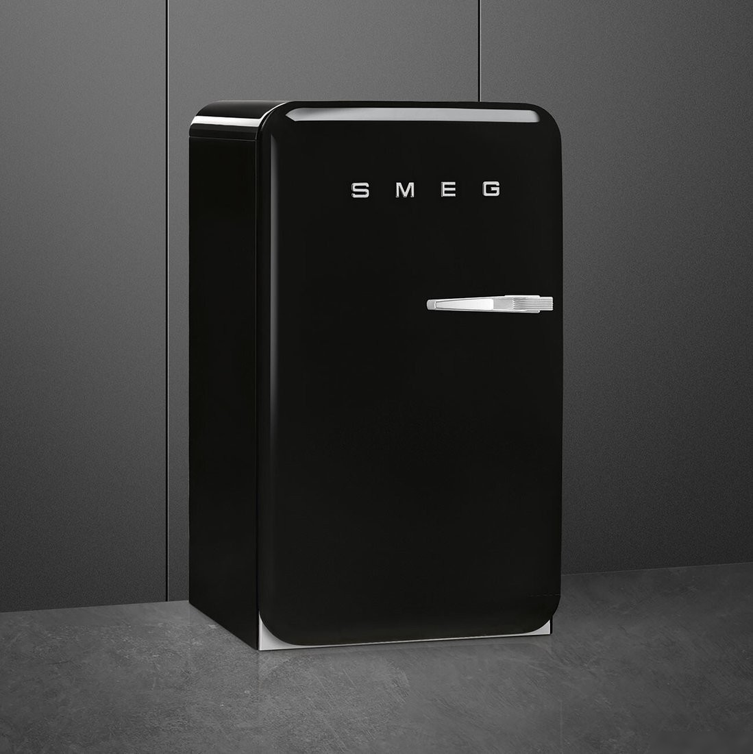Однокамерный холодильник Smeg FAB10LBL6