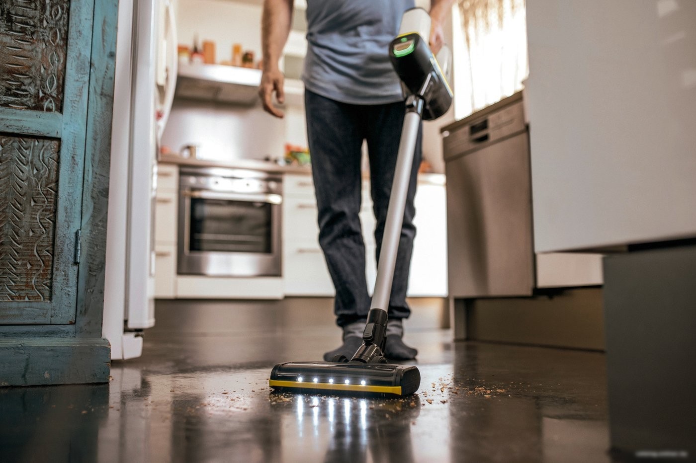 Пылесос Karcher VC 6 Cordless ourFamily 1.198-670.0