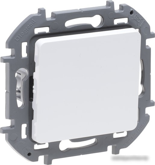 Кнопка без фиксации Legrand Inspiria 673690