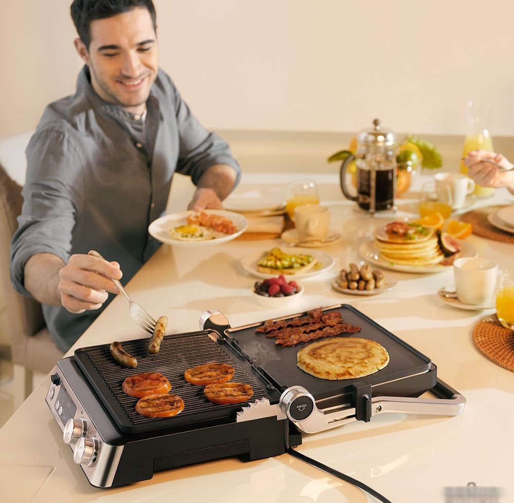Электрогриль Braun MultiGrill 7 CG7040