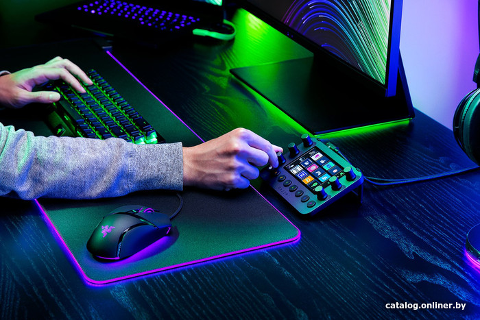 Контроллер для стриминга Razer Stream Controller