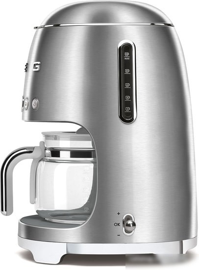 Капельная кофеварка Smeg DCF02SSEU